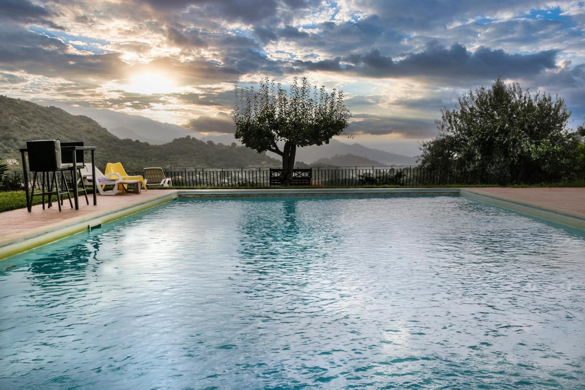 Casale Romano Resort E Relais Motta Camastra Luaran gambar