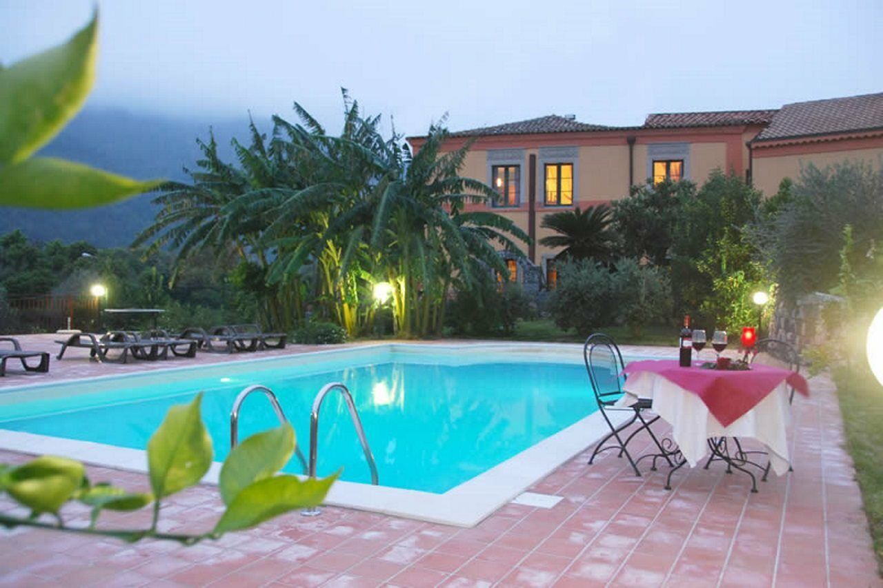 Casale Romano Resort E Relais Motta Camastra Luaran gambar