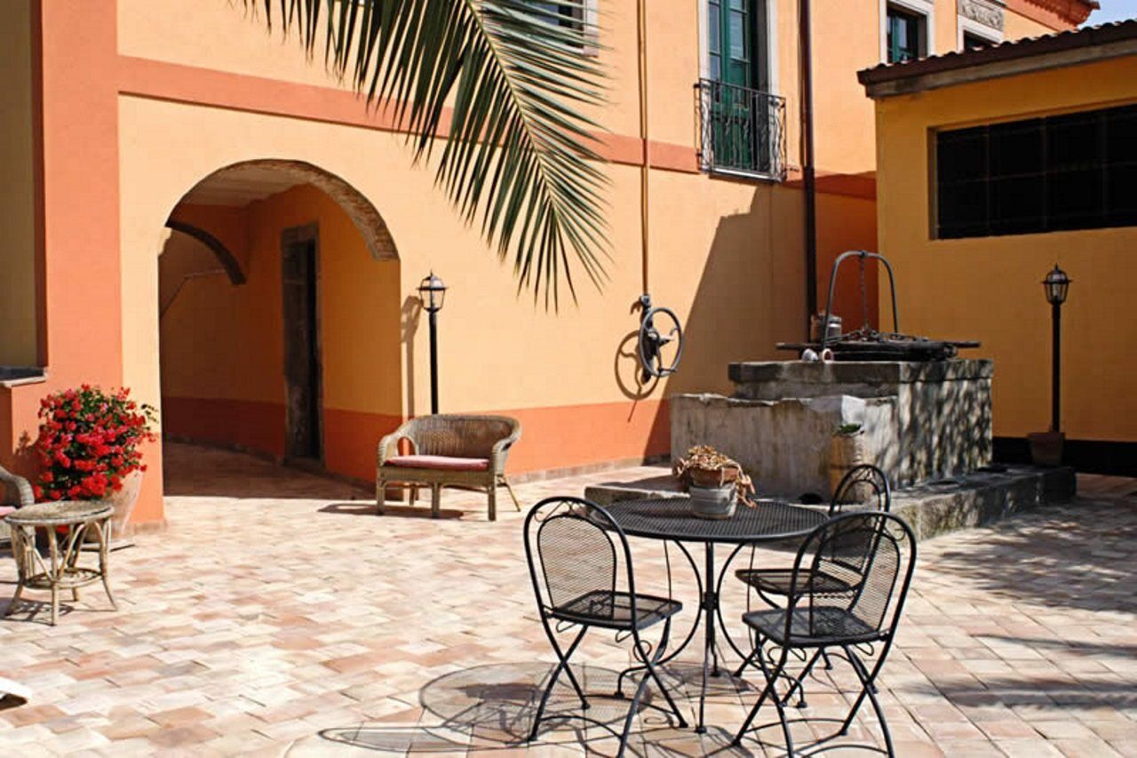 Casale Romano Resort E Relais Motta Camastra Luaran gambar